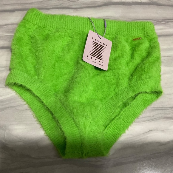 NWT Savage X Fenty Fluff It Up Lime Fuzzy Shorts - Picture 4 of 4